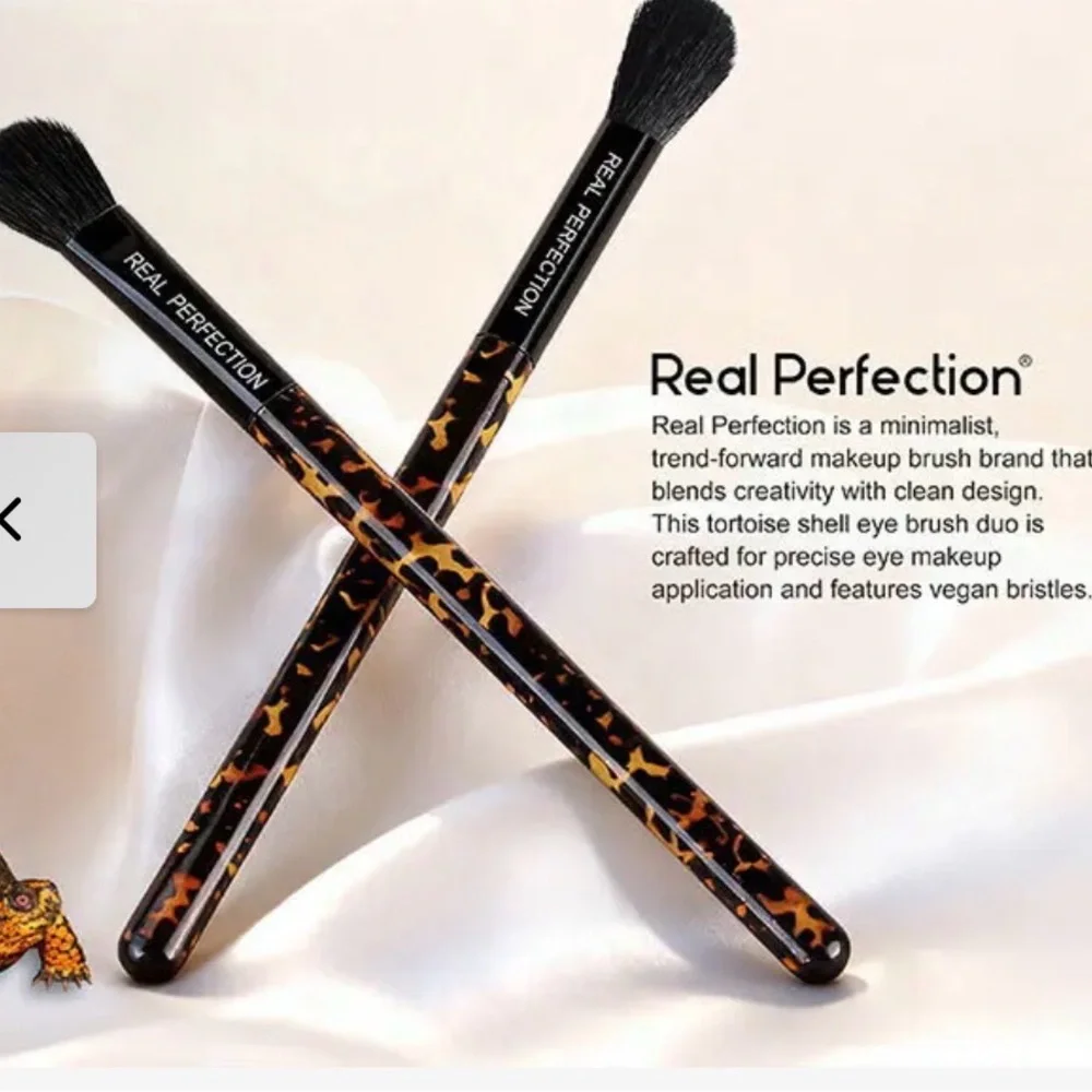 Real Perfection Crease blending and Small Eyeshadow Brush Duo